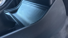 Land Rover Range Rover Evoque 1.5 P300e R-Dynamic SE 5dr Auto Hatchback